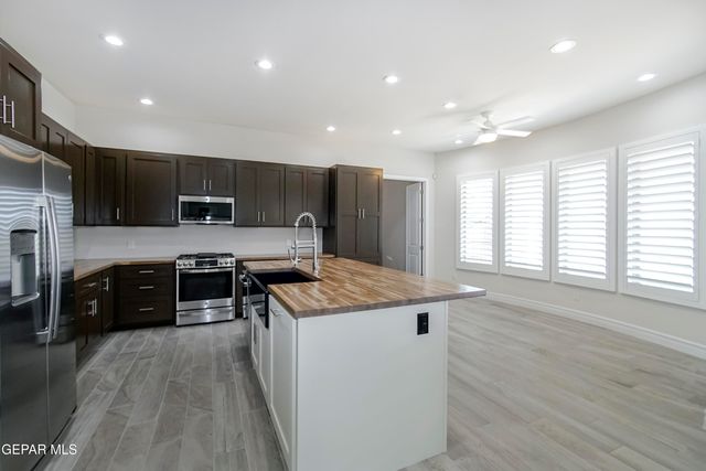 6489 CALLE PLACIDO Drive, El Paso, TX 79912