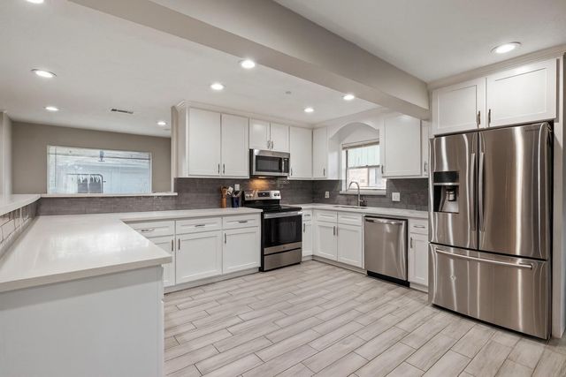5539 Rutherglenn Drive, Houston, TX 77096
