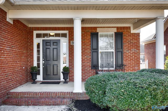 5012 Frankford Drive SE, Owens Cross Roads, AL 35763