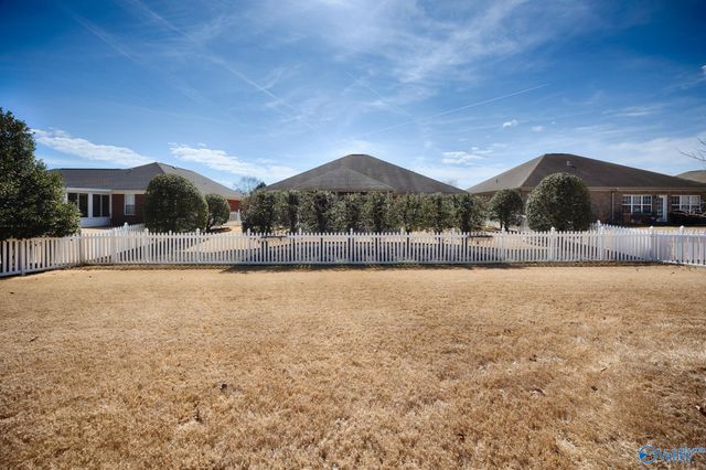 5012 Frankford Drive SE, Owens Cross Roads, AL 35763