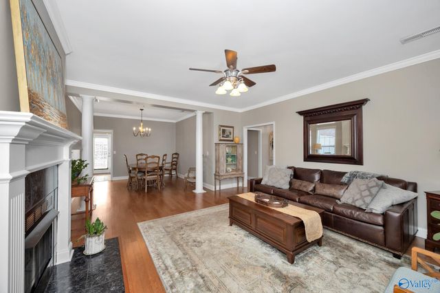 5012 Frankford Drive SE, Owens Cross Roads, AL 35763