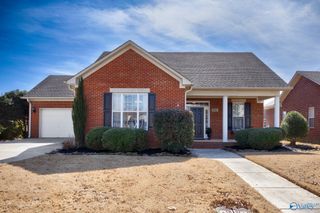 5012 Frankford Drive SE, Owens Cross Roads, AL 35763