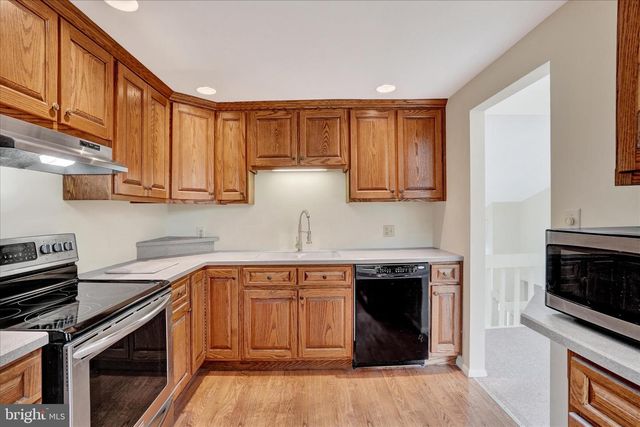 112 NICHOLAS RD, Lancaster, PA 17603