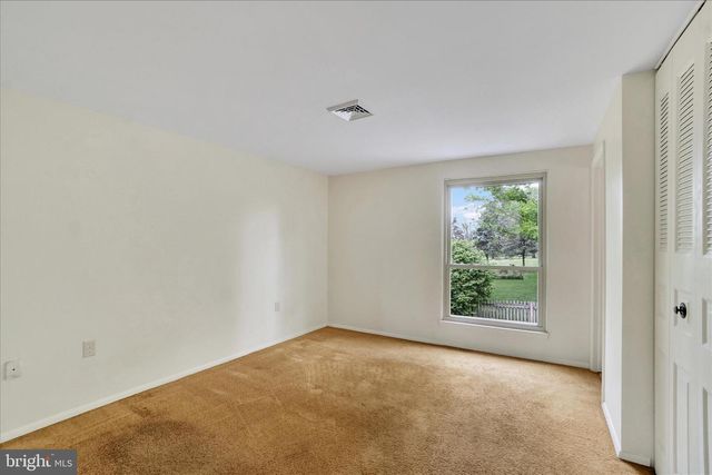 112 NICHOLAS RD, Lancaster, PA 17603