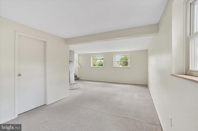 112 NICHOLAS RD, Lancaster, PA 17603