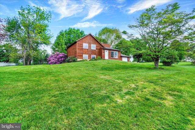 112 NICHOLAS RD, Lancaster, PA 17603