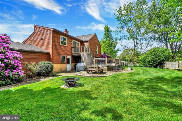 112 NICHOLAS RD, Lancaster, PA 17603