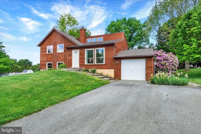 112 NICHOLAS RD, Lancaster, PA 17603