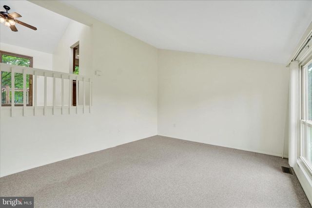 112 NICHOLAS RD, Lancaster, PA 17603