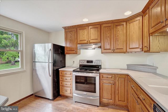 112 NICHOLAS RD, Lancaster, PA 17603