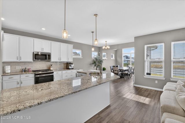 3915 Ten Mile Creek Drive, Sylvania, OH 43560