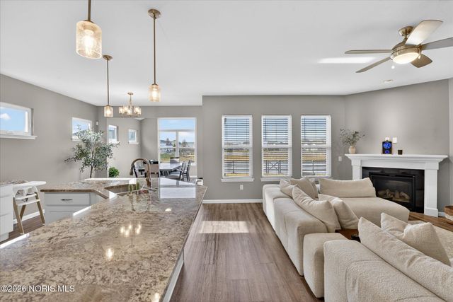 3915 Ten Mile Creek Drive, Sylvania, OH 43560