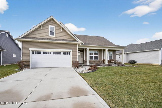 3915 Ten Mile Creek Drive, Sylvania, OH 43560