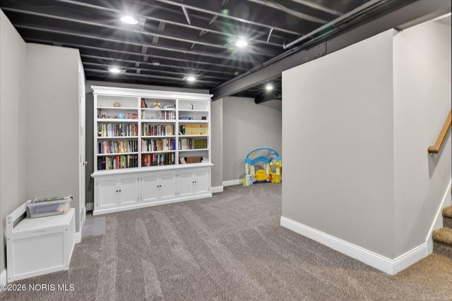 3915 Ten Mile Creek Drive, Sylvania, OH 43560