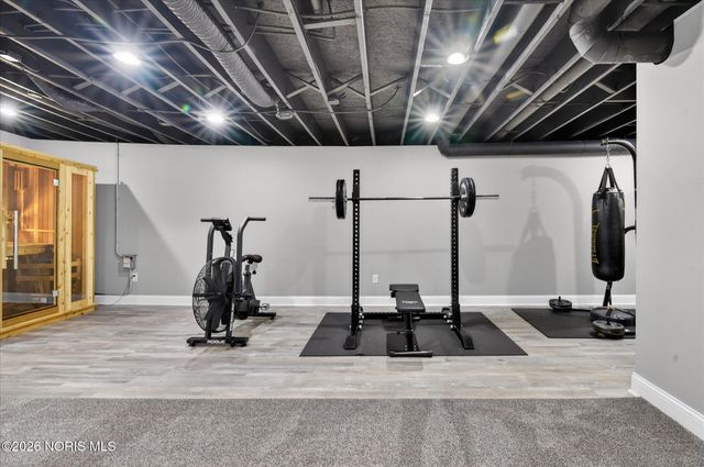 3915 Ten Mile Creek Drive, Sylvania, OH 43560