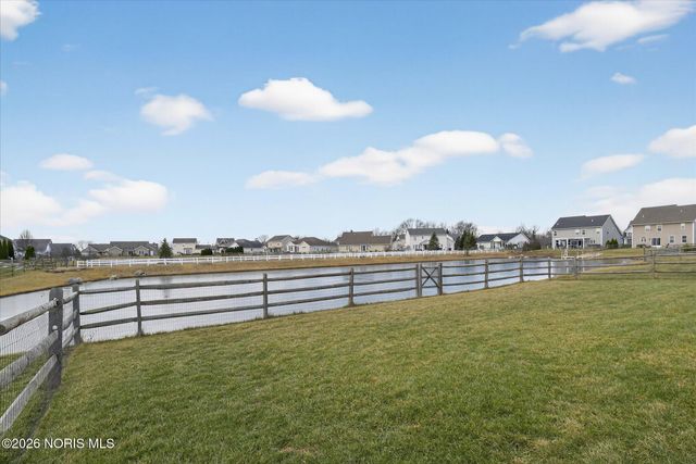 3915 Ten Mile Creek Drive, Sylvania, OH 43560