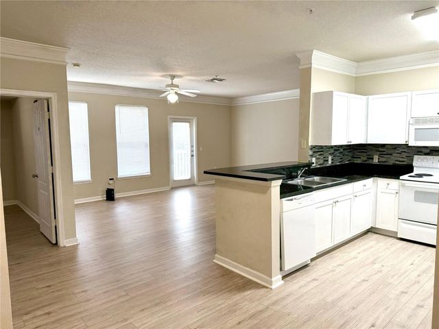 8842 VILLA VIEW CIRCLE 307, Orlando, FL 32821
