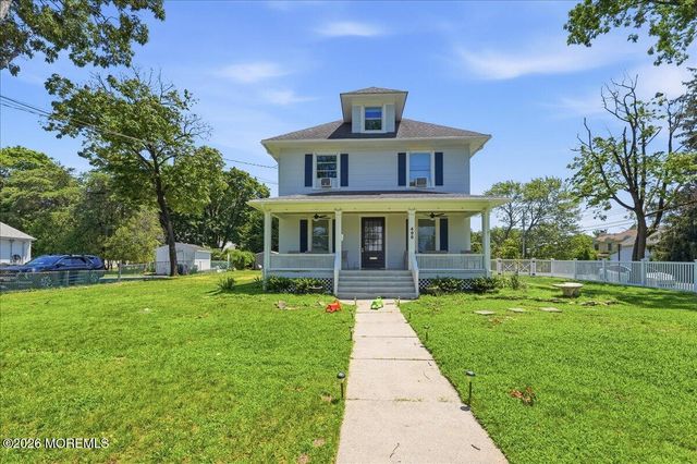 496 W Park Avenue, Ocean Twp, NJ 07755