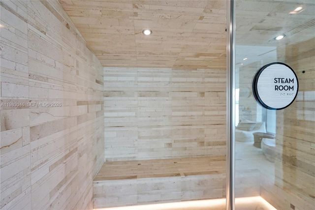 3131 NE 7th Ave 304, Miami, FL 33137