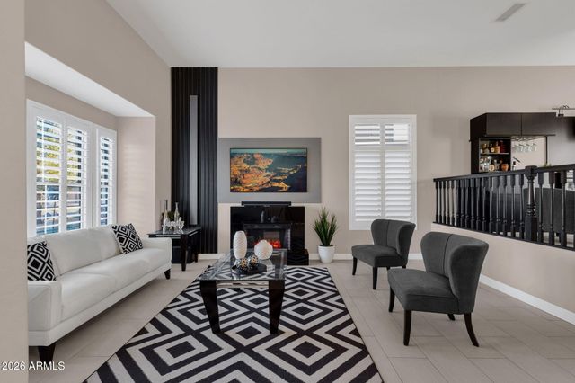 10464 E MEDINA Avenue, Mesa, AZ 85209