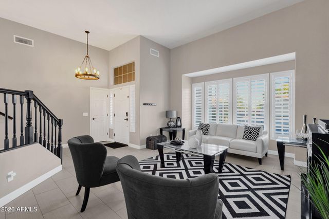 10464 E MEDINA Avenue, Mesa, AZ 85209