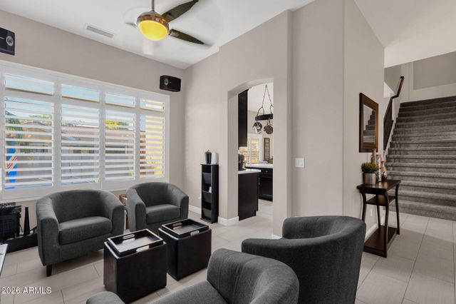 10464 E MEDINA Avenue, Mesa, AZ 85209