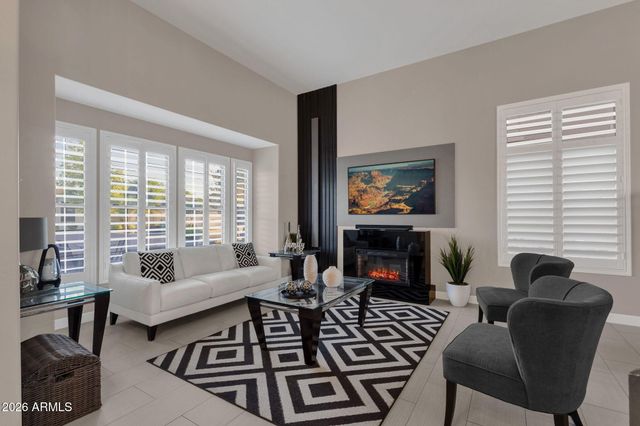 10464 E MEDINA Avenue, Mesa, AZ 85209