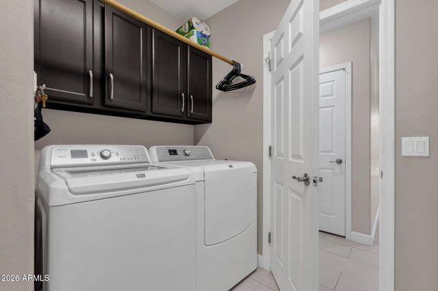 10464 E MEDINA Avenue, Mesa, AZ 85209