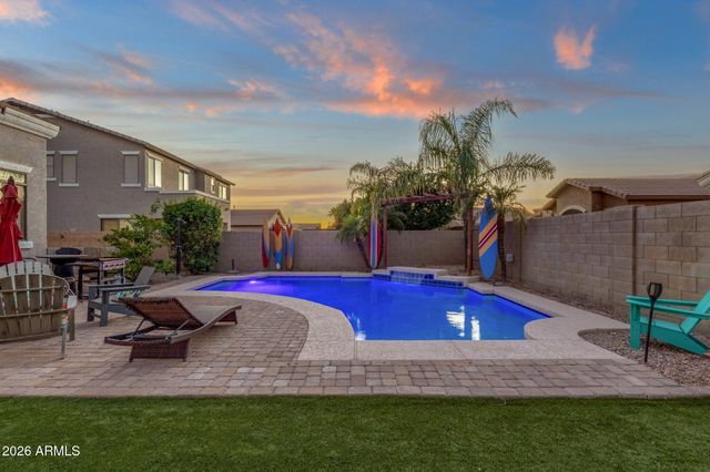 10464 E MEDINA Avenue, Mesa, AZ 85209