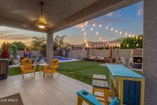 10464 E MEDINA Avenue, Mesa, AZ 85209