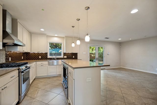 6203 Marquita Avenue, Dallas, TX 75214
