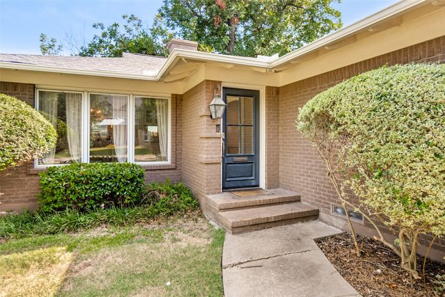 6203 Marquita Avenue, Dallas, TX 75214