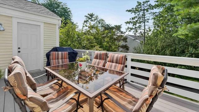 19 Sugar Maple Trail, Madison, WI 53717