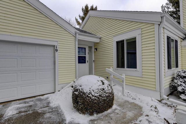 19 Sugar Maple Trail, Madison, WI 53717