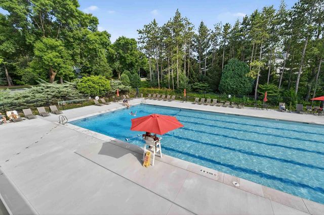 19 Sugar Maple Trail, Madison, WI 53717