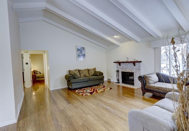 19 Sugar Maple Trail, Madison, WI 53717