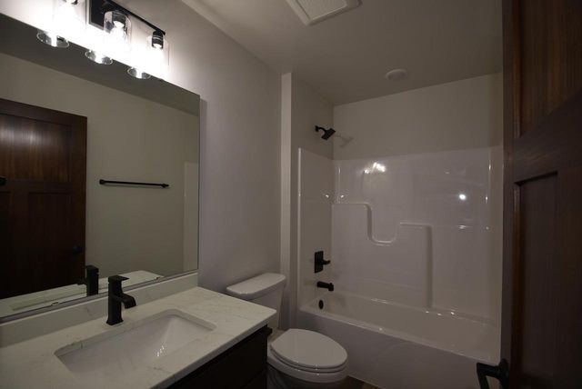 1020 PINECREST ROAD, Green Bay, WI 54313