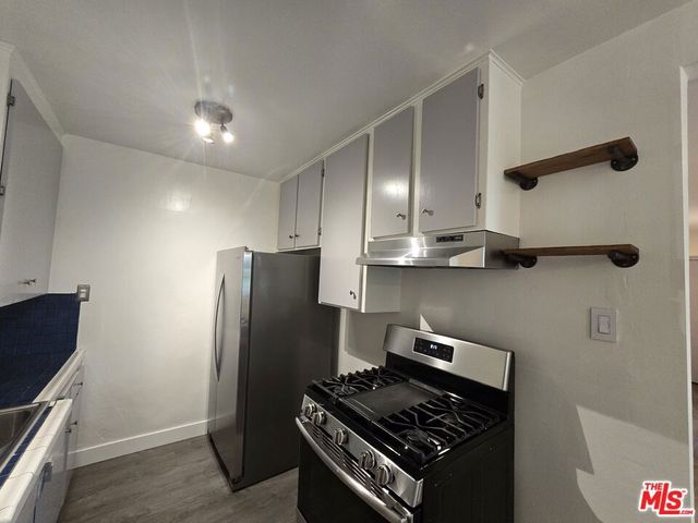 5710 Vineland Avenue, North Hollywood, CA 91601