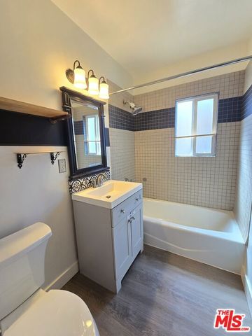 5710 Vineland Avenue, North Hollywood, CA 91601