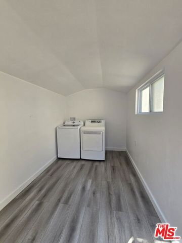 5710 Vineland Avenue, North Hollywood, CA 91601