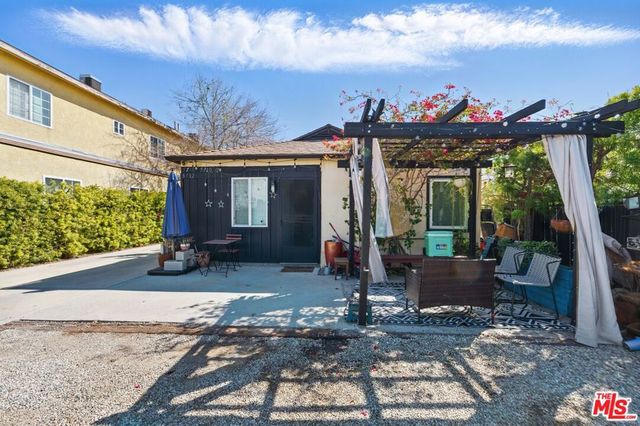 5710 Vineland Avenue, North Hollywood, CA 91601