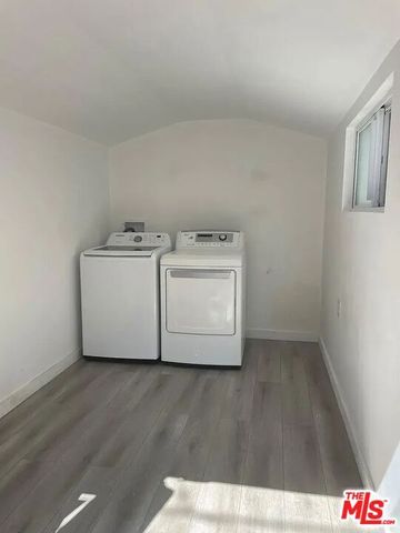 5710 Vineland Avenue, North Hollywood, CA 91601