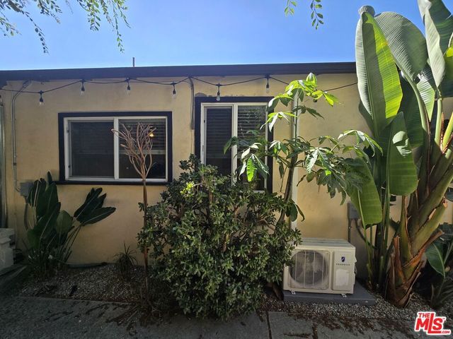 5710 Vineland Avenue, North Hollywood, CA 91601