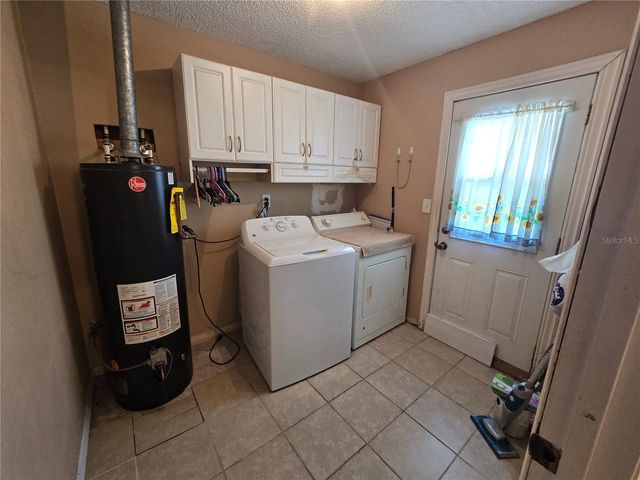 5521 NE 4TH PLACE, Ocala, FL 34470