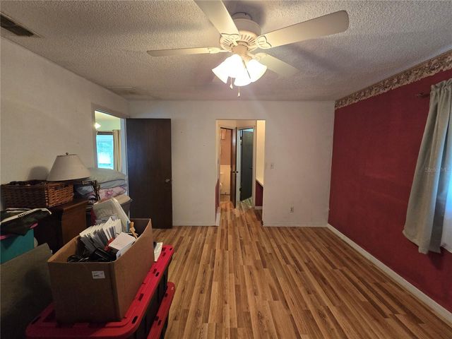 5521 NE 4TH PLACE, Ocala, FL 34470