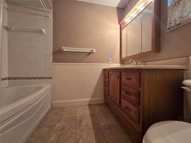 5521 NE 4TH PLACE, Ocala, FL 34470