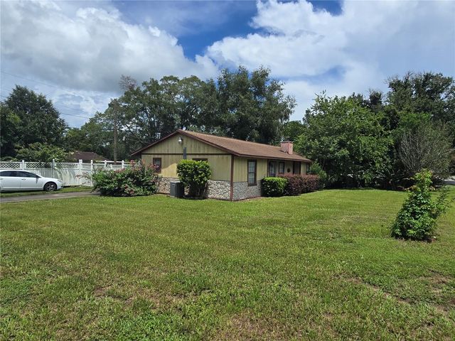 5521 NE 4TH PLACE, Ocala, FL 34470