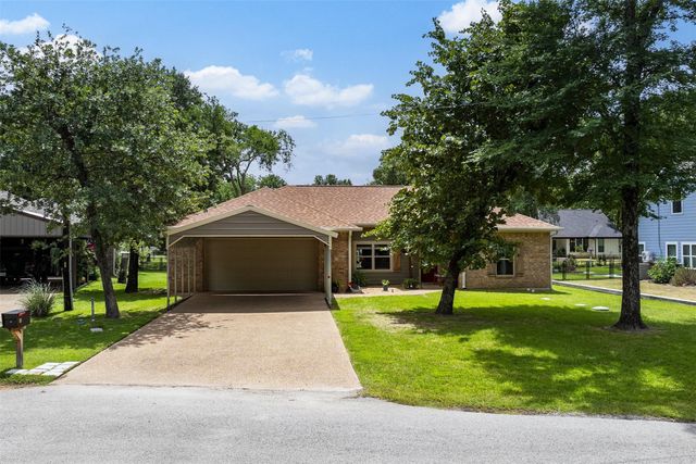 49 Westview Circle, Star Harbor, TX 75148