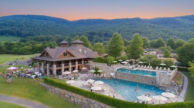 851 River Gorge Drive, Chattanooga, TN 37419