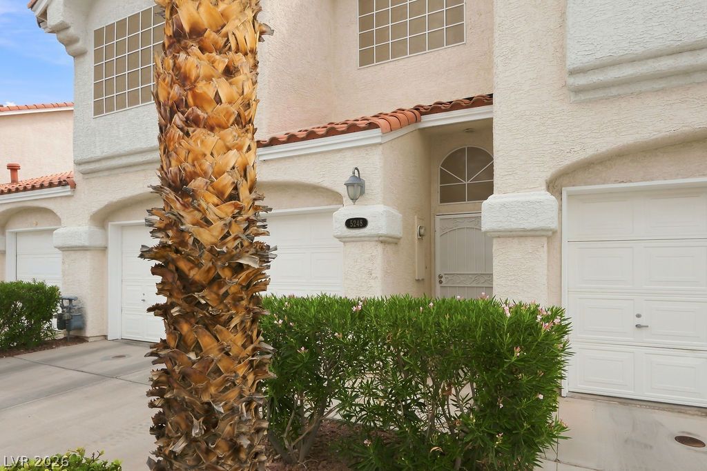 5248 Sunny Beach Lane, Las Vegas, NV 89118 — photo 4